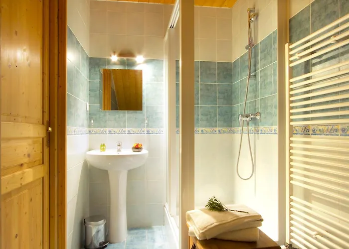 Spacieux 7 Pieces, Sauna, 15 Pers, Animaux Admis - Fr-1-811-22 Шале *